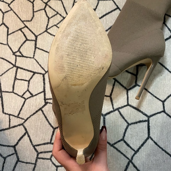 Steve Madden taupe booties - Picture 4 of 4
